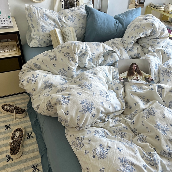 91家纺网 家纺一手货源 找家纺 原素 2024学生季专属A类水洗棉印花四件套 素描蓝叶