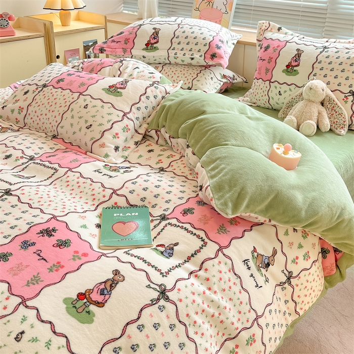 91家纺网 家纺一手货源 找家纺 2024新款A类AB版加厚保暖双面牛奶绒印花四件套--小清新系列 兔兔乐园