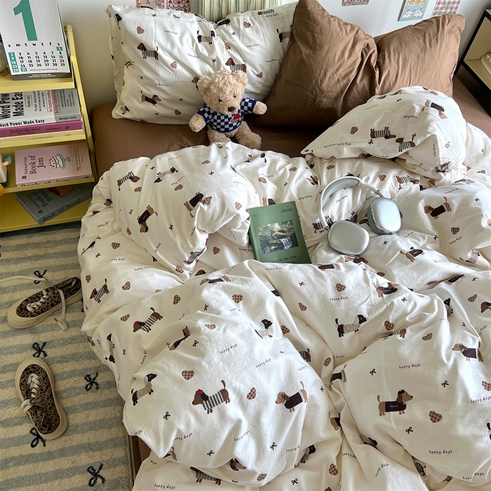 91家纺网 家纺一手货源 找家纺 原素 2024学生季专属A类水洗棉印花四件套 小狗总动员