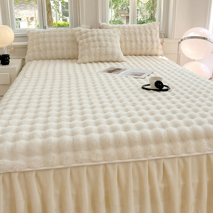 91家纺网 家纺一手货源 找家纺 梦舒羽 2025新款兔毛绒床裙水晶绒床垫保护罩牛奶绒床垫床单罩 晨曦白