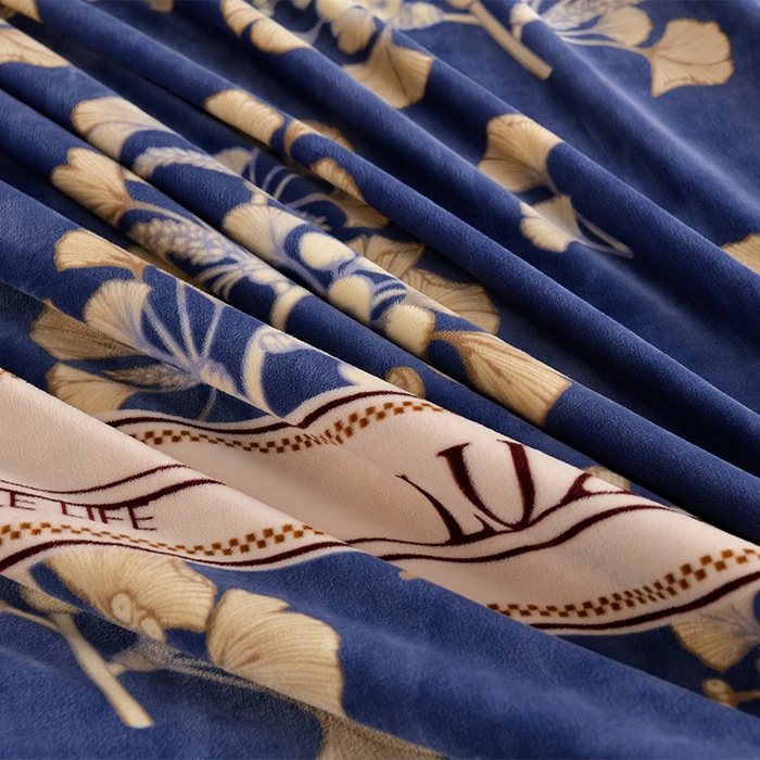 91家纺网 家纺一手货源 找家纺 紫月轩 2024新款日产2万套高克重8.5斤牛奶绒四件套法莱绒四件套 梦境