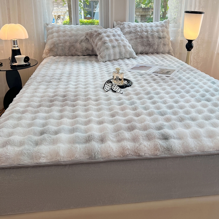91家纺网 家纺一手货源 找家纺 梦舒羽 2025新款兔毛绒床笠水晶绒床垫保护套牛奶绒床垫套 梦幻浅灰