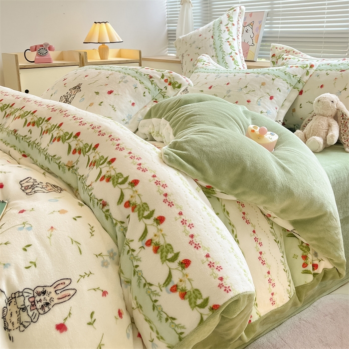 91家纺网 家纺一手货源 找家纺 2024新款A类AB版加厚保暖双面牛奶绒印花四件套--小清新系列 碎花小兔