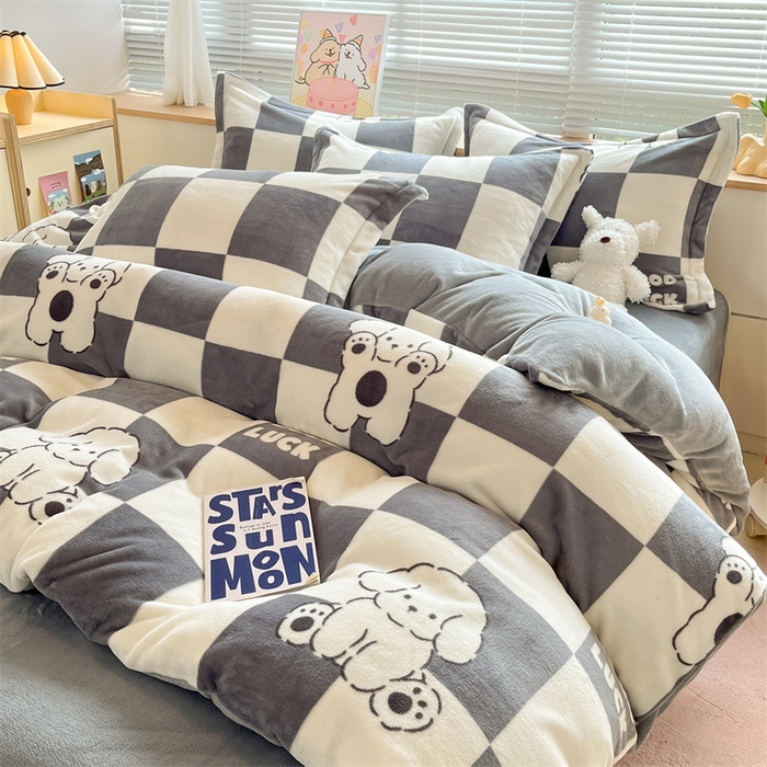 91家纺网 家纺一手货源 找家纺 2024新款A类AB版加厚保暖双面牛奶绒印花四件套--小清新系列 好运小狗