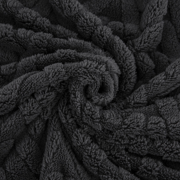 91家纺网 家纺一手货源 找家纺 一左一右 2024秋冬新款高克重单层双面提花塔芙绒毛毯舒棉绒毯多功能毯子外贸跨境电商 灰黑