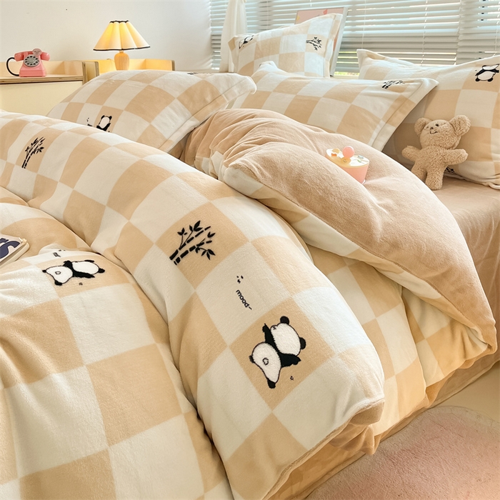 91家纺网 家纺一手货源 找家纺 2024新款A类AB版加厚保暖双面牛奶绒印花四件套--小清新系列 竹叶熊猫