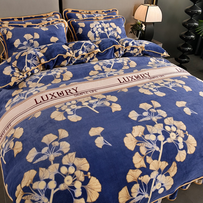 91家纺网 家纺一手货源 找家纺 紫月轩 2024新款日产2万套高克重8.5斤牛奶绒四件套法莱绒四件套 梦境