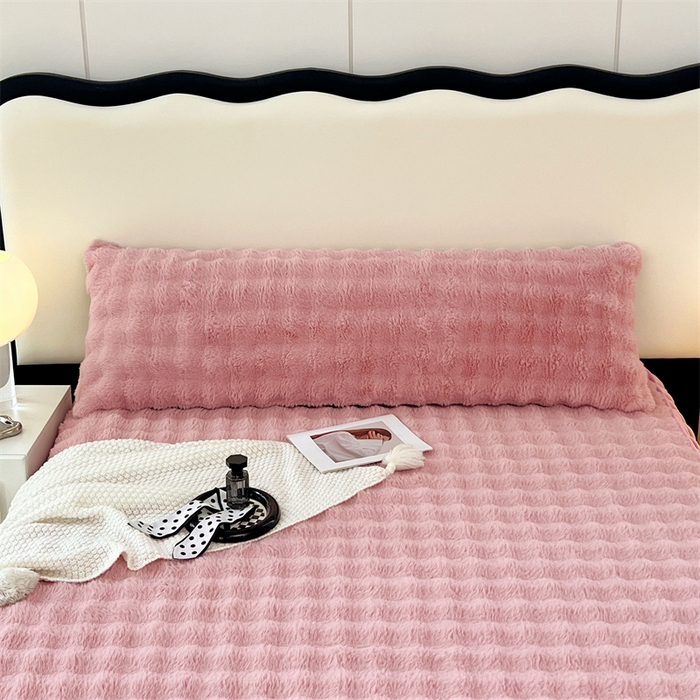 91家纺网 家纺一手货源 找家纺 梦舒羽 2025新款兔毛绒双人枕套牛奶绒加长枕芯套雪花绒枕头套 云梦粉