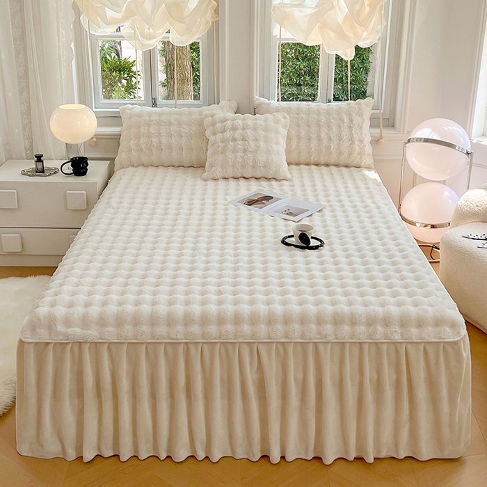 91家纺网 家纺一手货源 找家纺 梦舒羽 2025新款兔毛绒床裙水晶绒床垫保护罩牛奶绒床垫床单罩 晨曦白