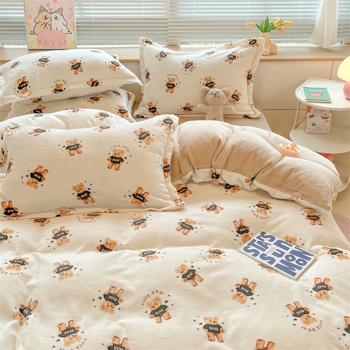 91家纺网 家纺一手货源 找家纺 2024新款A类AB版加厚保暖双面牛奶绒印花四件套--小清新系列 快乐小熊