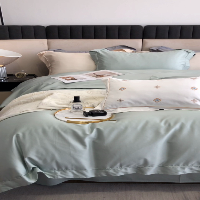 91家纺网 家纺一手货源 找家纺 卡姿家纺 2024新款全棉简爱系列埋线工艺四件套 简爱-蒂芙绿