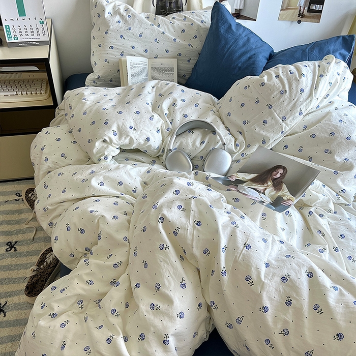 91家纺网 家纺一手货源 找家纺 原素 2024学生季专属A类水洗棉印花四件套 小小苍兰