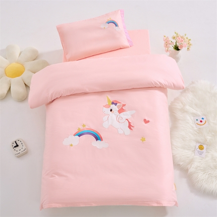 91家纺网 家纺一手货源 找家纺 （总）嗨皮宝贝 2025款卡通全棉幼儿园刺绣 儿童套件 刺绣幼儿园三件套