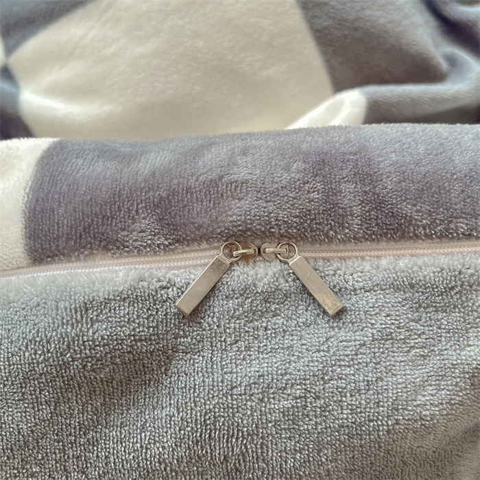 91家纺网 家纺一手货源 找家纺 2024新款A类AB版加厚保暖双面牛奶绒印花四件套--小清新系列 好运小狗