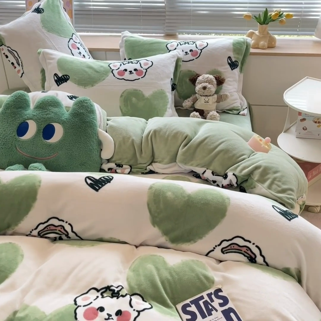 91家纺网 家纺一手货源 找家纺 （总）2024新款A类AB版加厚保暖双面牛奶绒印花四件套--小清新系列