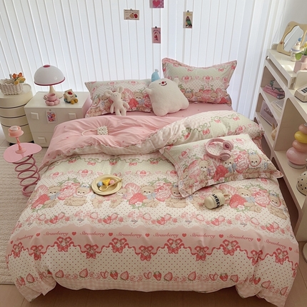 于果 2024新款13070全棉印花四件套 小熊草莓