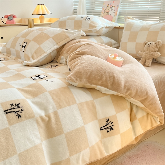 91家纺网 家纺一手货源 找家纺 2024新款A类AB版加厚保暖双面牛奶绒印花四件套--小清新系列 竹叶熊猫