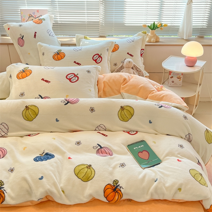 91家纺网 家纺一手货源 找家纺 2024新款A类AB版加厚保暖双面牛奶绒印花四件套--小清新系列 彩色南瓜