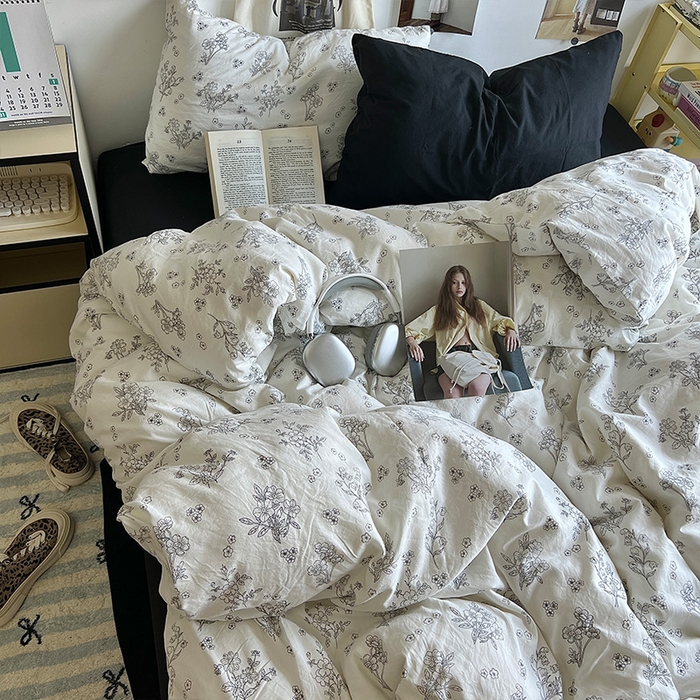 91家纺网 家纺一手货源 找家纺 原素 2024学生季专属A类水洗棉印花四件套 素描黑叶