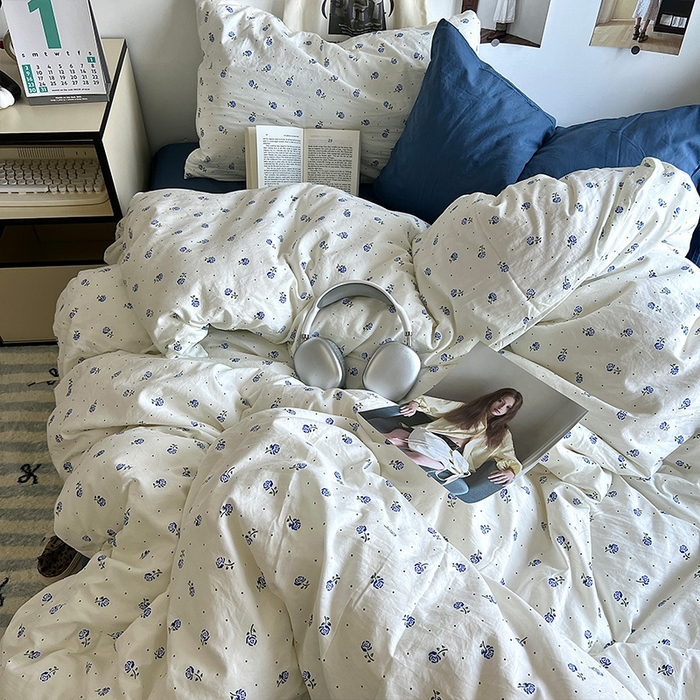 91家纺网 家纺一手货源 找家纺 原素 2024学生季专属A类水洗棉印花四件套 小小苍兰