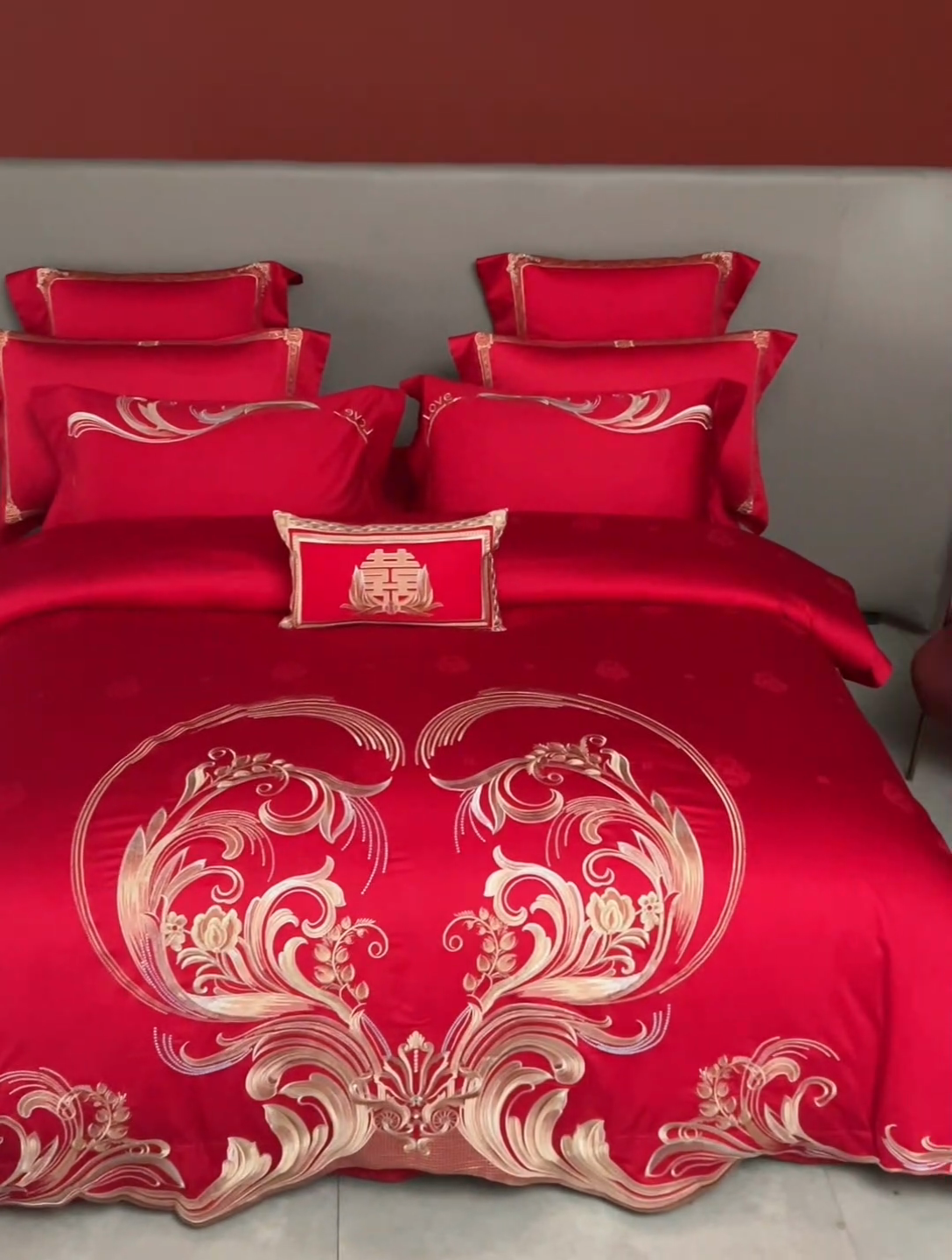 91家纺网 家纺一手货源 找家纺 2025新款长绒棉长绒棉贡缎提花款新中式古典韵味精美刺绣婚庆四件套多件套 永结同心