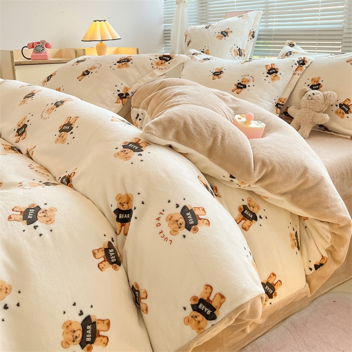 91家纺网 家纺一手货源 找家纺 2024新款A类AB版加厚保暖双面牛奶绒印花四件套--小清新系列 快乐小熊