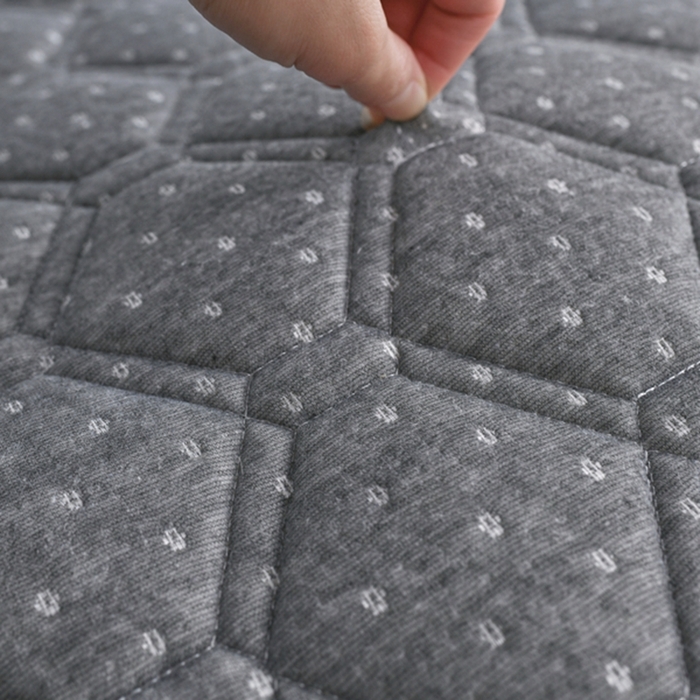 91家纺网 家纺一手货源 找家纺 顺发床垫 2025新款A类针织乳胶抗压棉乳胶床垫-学生款 菱形灰（白）-6cm