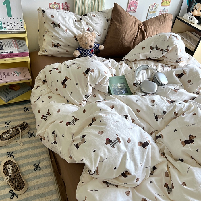 91家纺网 家纺一手货源 找家纺 原素 2024学生季专属A类水洗棉印花四件套 小狗总动员