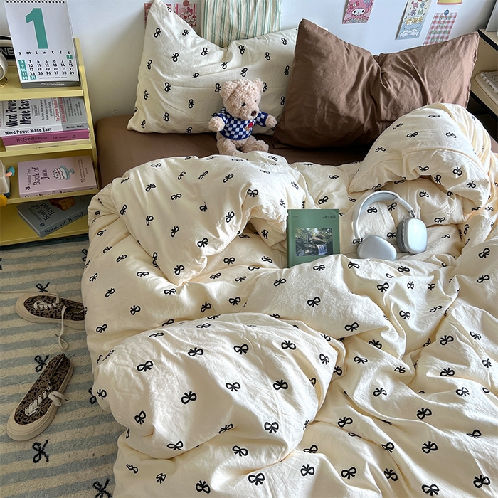 91家纺网 家纺一手货源 找家纺 原素 2024学生季专属A类水洗棉印花四件套 黑蝴蝶结