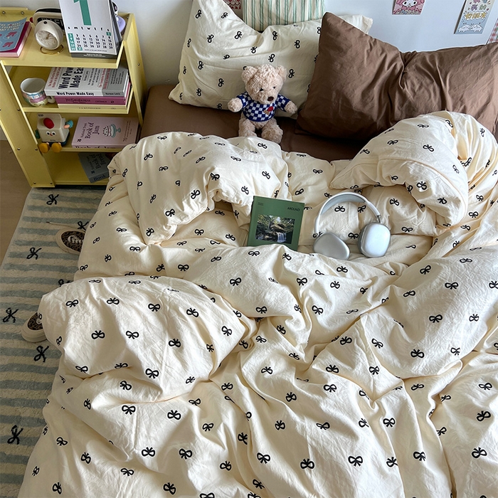 91家纺网 家纺一手货源 找家纺 原素 2024学生季专属A类水洗棉印花四件套 黑蝴蝶结