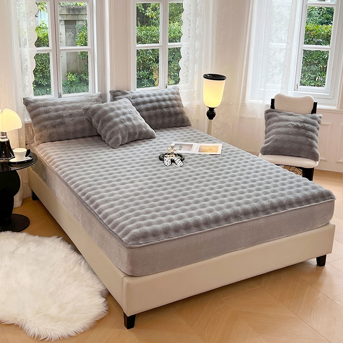 91家纺网 家纺一手货源 找家纺 梦舒羽 2025新款兔毛绒床笠水晶绒床垫保护套牛奶绒床垫套 烟雨灰