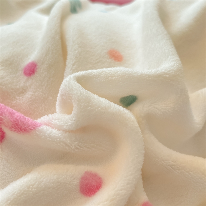 91家纺网 家纺一手货源 找家纺 2024新款A类AB版加厚保暖双面牛奶绒印花四件套--小清新系列 熊宝宝