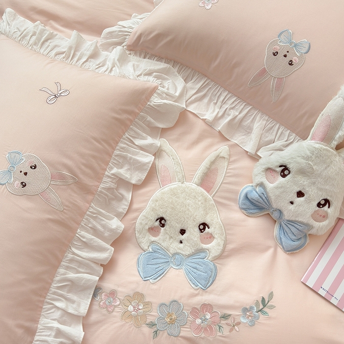 91家纺网 家纺一手货源 找家纺 蜜柚 2024新款全棉加厚水洗棉韩版小清新绣花工艺四件套-萌萌兔 萌萌兔粉