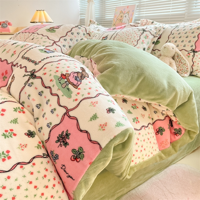 91家纺网 家纺一手货源 找家纺 2024新款A类AB版加厚保暖双面牛奶绒印花四件套--小清新系列 兔兔乐园