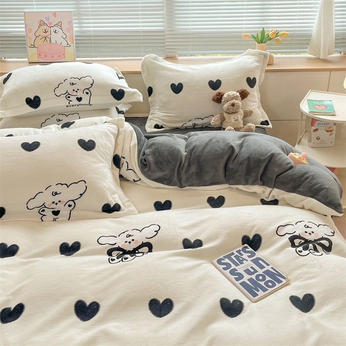 91家纺网 家纺一手货源 找家纺 2024新款A类AB版加厚保暖双面牛奶绒印花四件套--小清新系列 暖心小狗