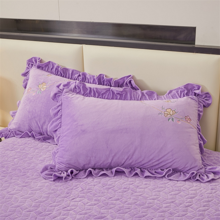 91家纺网 家纺一手货源 找家纺 2024秋冬新款茉含宝宝绒公主风四件套 浪漫紫-