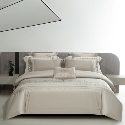 91家纺网 家纺一手货源 找家纺 2025新款长绒棉高端绣花四件套-奥罗卡 奥罗卡-香槟金