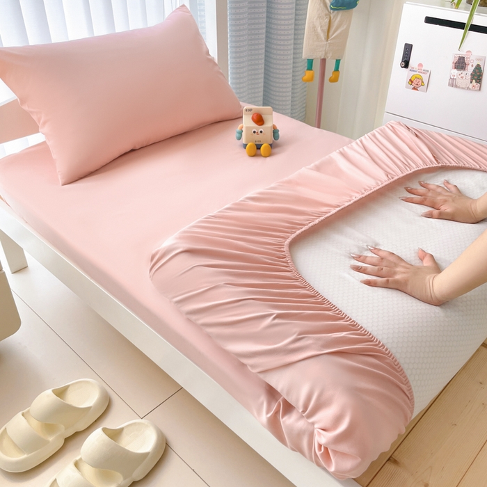 91家纺网 家纺一手货源 找家纺 老帅的工厂店 2025新款亲肤磨毛防水纯色学生床笠-小床图 蜜粉