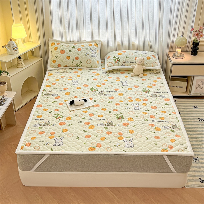 91家纺网 家纺一手货源 找家纺 启程家纺 2024新款A类印花牛奶绒床垫加厚绒保暖床护垫 桔子兔