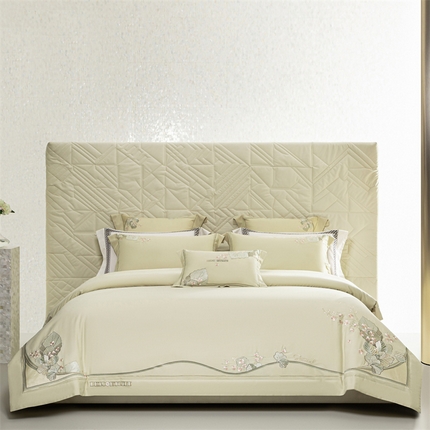 91家纺网 家纺一手货源 找家纺 （总）2025新款长绒棉磨毛高端绣花四件套-花韵