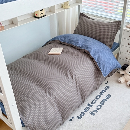 91家纺网 家纺一手货源 找家纺 卡斯诺家纺馆 2025新款芦荟棉宿舍床上下铺三件套 伊格-深灰