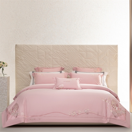 91家纺网 家纺一手货源 找家纺 （总）2025新款长绒棉磨毛高端绣花四件套-花韵