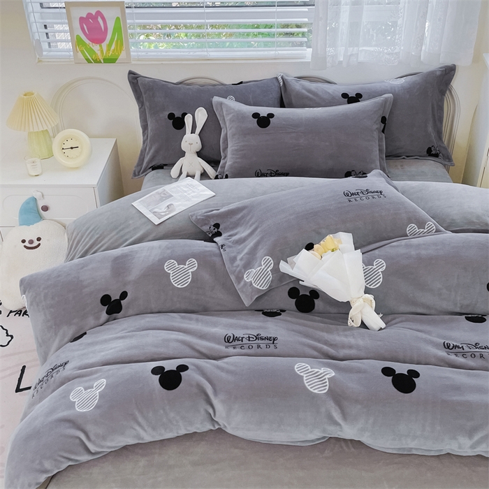 91家纺网 家纺一手货源 找家纺 锦罗绣 2024新款A类高克重牛奶绒印花四件套 经典米奇