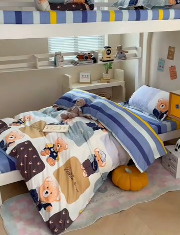 91家纺网 家纺一手货源 找家纺 卡斯诺家纺馆 2025新款芦荟棉宿舍床上下铺三件套 帅气熊