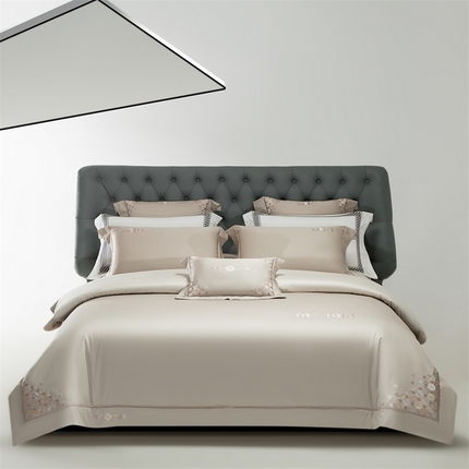 91家纺网 家纺一手货源 找家纺 2025新款AB版长绒棉高端绣花四件套-茜雅 茜雅-香槟金