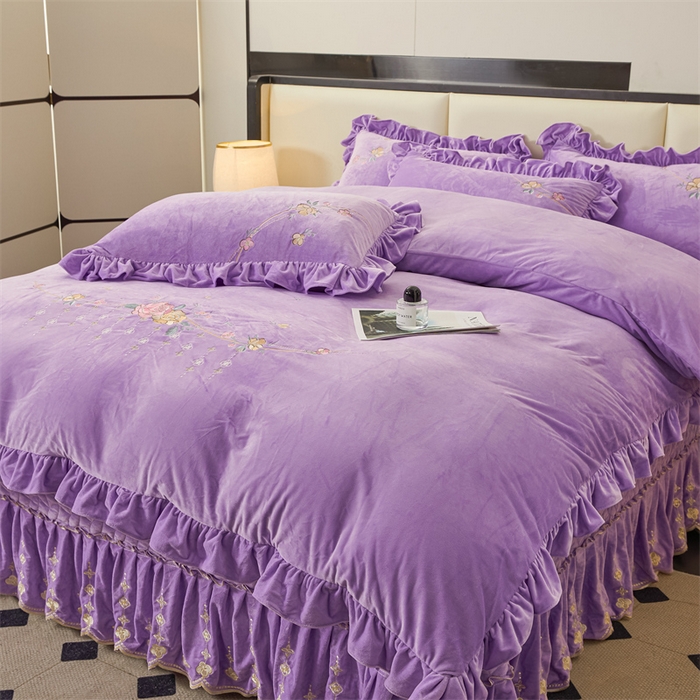 91家纺网 家纺一手货源 找家纺 2024秋冬新款茉含宝宝绒公主风四件套 浪漫紫-