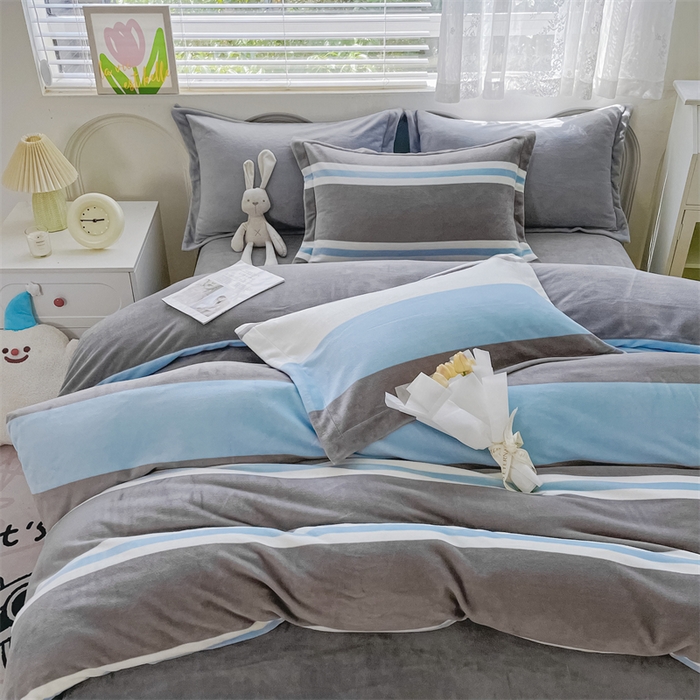 91家纺网 家纺一手货源 找家纺 锦罗绣 2024新款A类高克重牛奶绒印花四件套 简约