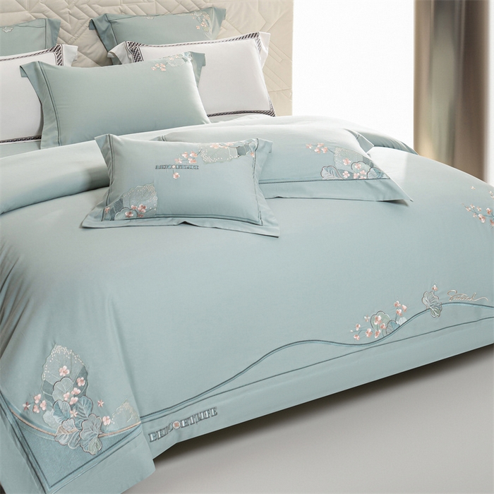 91家纺网 家纺一手货源 找家纺 2025新款长绒棉磨毛高端绣花四件套-花韵 花韵-清新绿