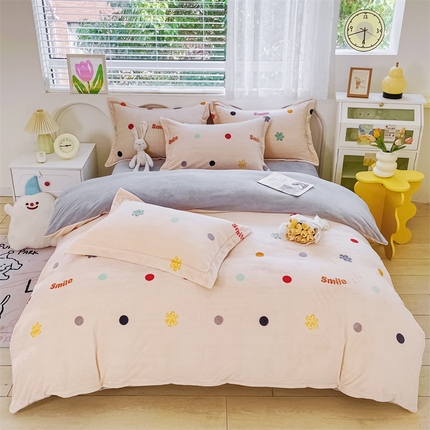 锦罗绣 2024新款A类高克重牛奶绒印花四件套 波点