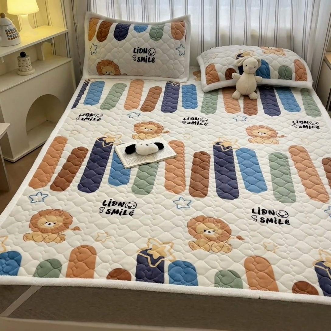 91家纺网 家纺一手货源 找家纺 启程家纺 2024新款A类印花牛奶绒床垫加厚绒保暖床护垫 狮子棒冰